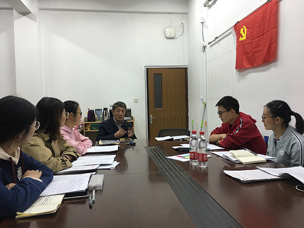 8整合员工党支部.jpg